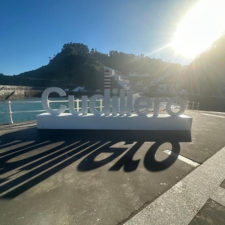 Apartamentos Urbanin II Plaza De San Pedro 库迪列罗 外观 照片