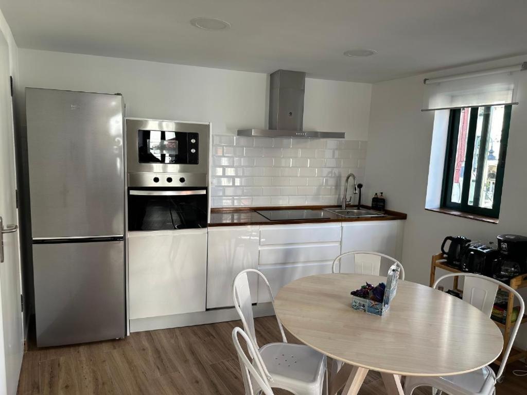 Apartamentos Urbanin II Plaza De San Pedro 库迪列罗 外观 照片