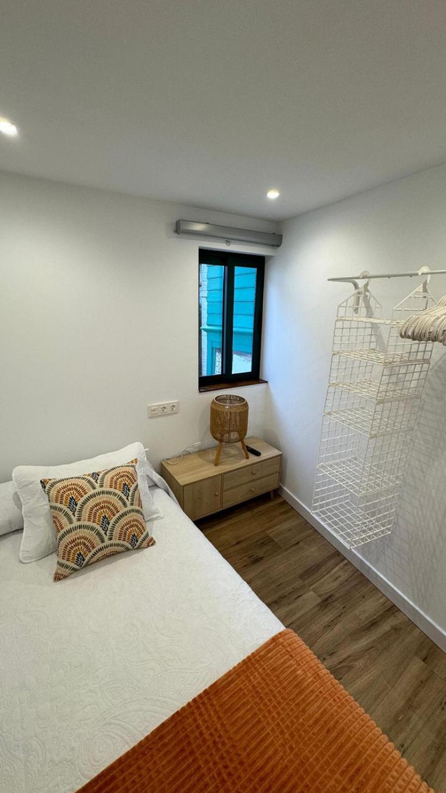 Apartamentos Urbanin II Plaza De San Pedro 库迪列罗 外观 照片
